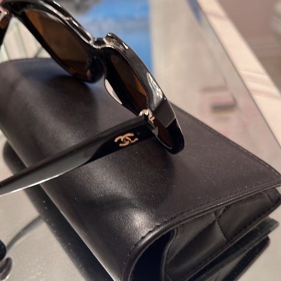 NWOT Chanel Cat Eye Sunglasses with copper lenses. Worn twice. - Picture 2 of 5